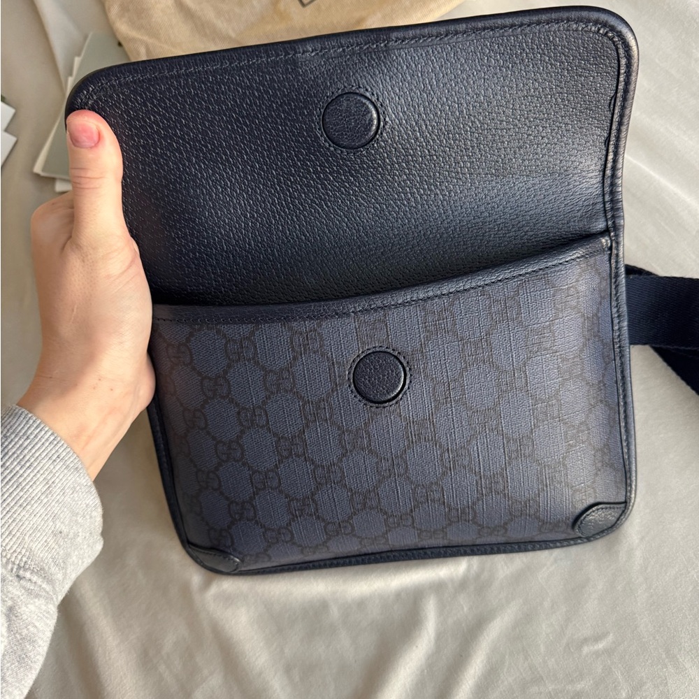 Gucci Black and Navy Men's Belt Bag - Picture 3 of 8